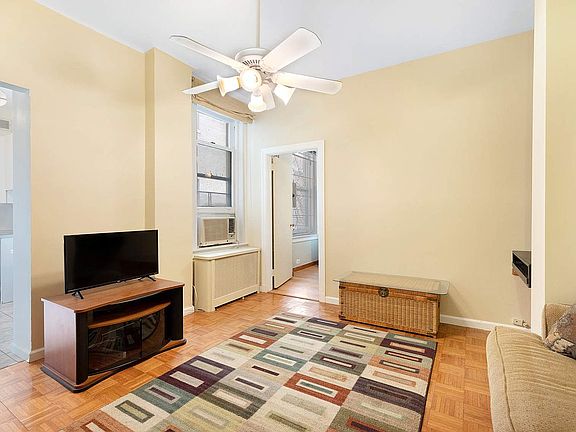 2nd image of 600 W End Ave APT 10E