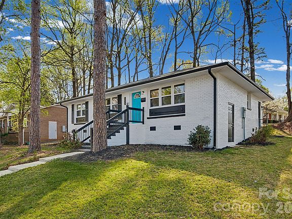 2nd image of 553 Derrydowne Dr