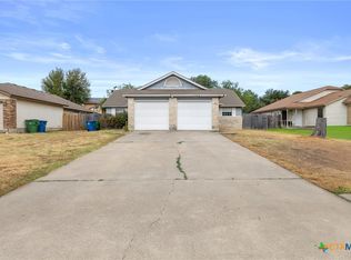 608/610 Greenlawn Blvd, Round Rock, TX 78664