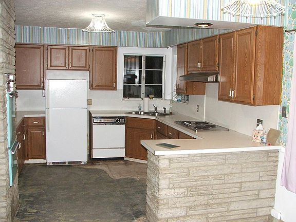 5th image of 3886 Shattuck Ave