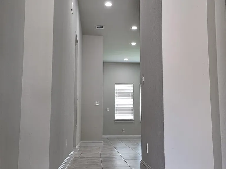 2320 Base Burner Path — Photo 4