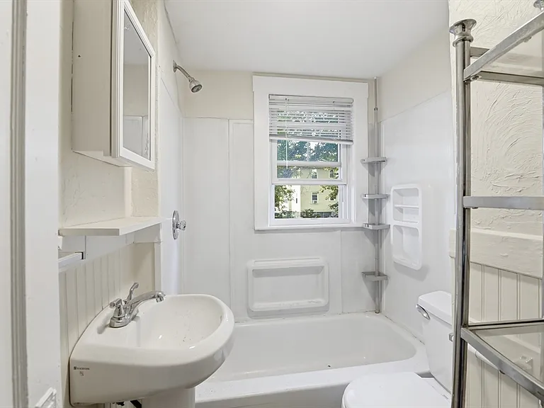 60 Raycroft St #R-1 — Photo 11