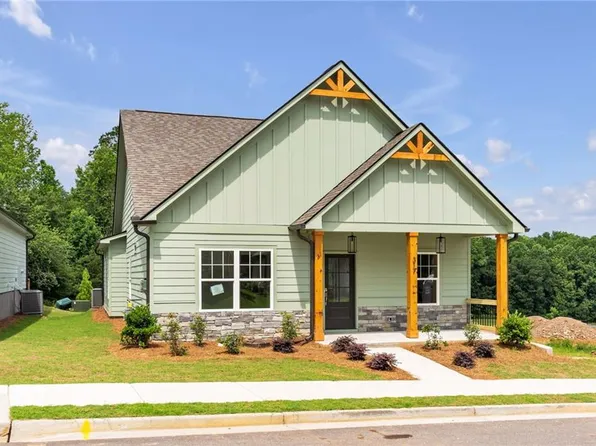 317 Creek Wood Park Dr, Ball Ground, GA 30107