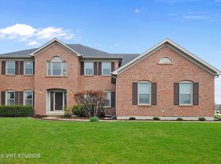 2620 Harlstone Dr, Aurora, IL 60502