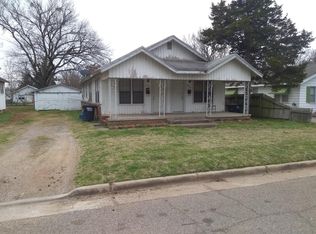 607 W Wood St #1, Shawnee, OK 74801