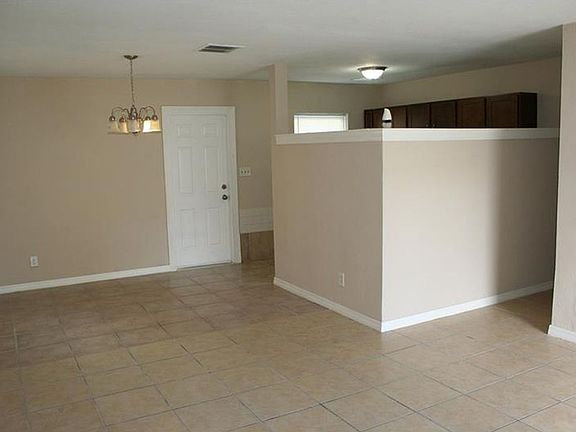 2nd image of 7611 Nectar Dr
