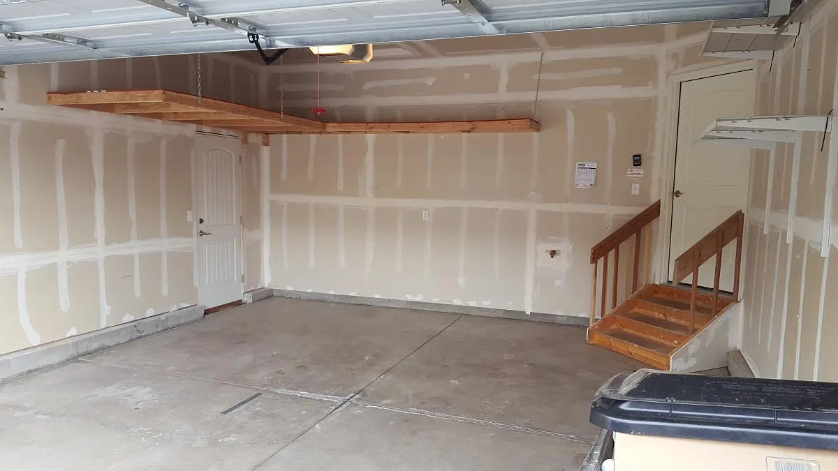 4 bed, 1866 sqft, $2,450 — Photo 2
