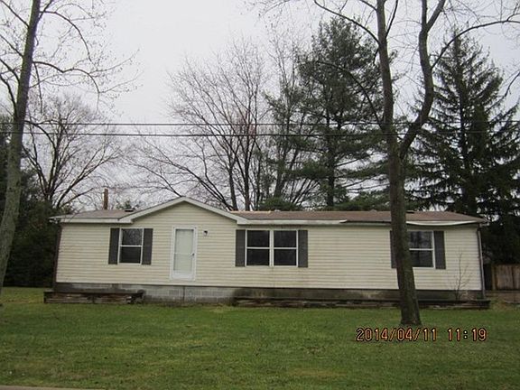 5th image of 375 Russell Ave