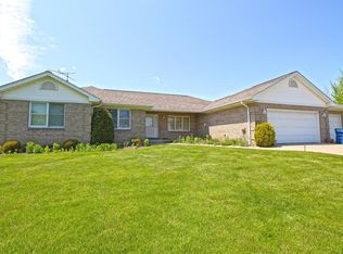 10228 N Fenton Rd, Fenton, MI 48430