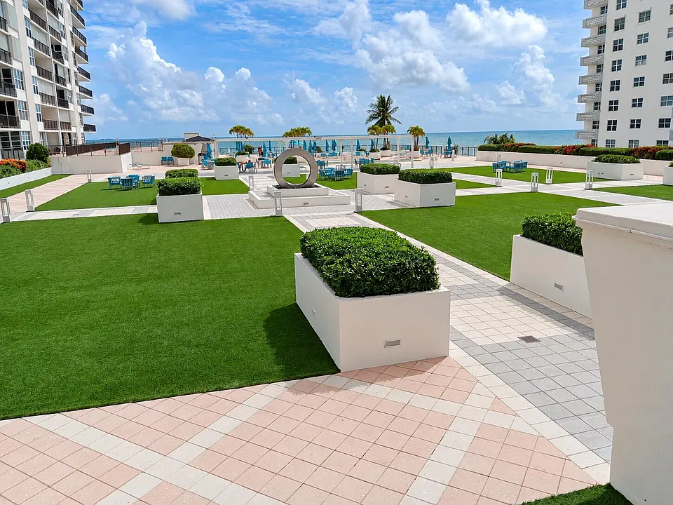 4280 Galt Ocean Dr #2C
