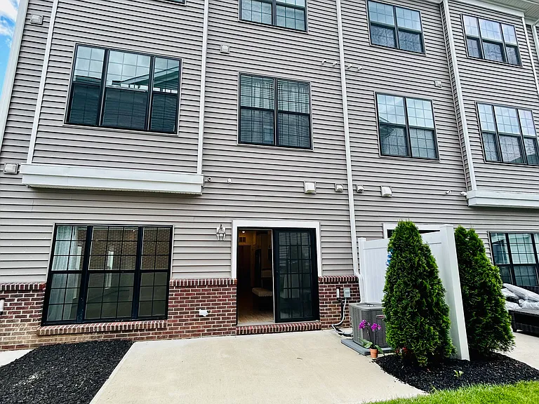 32 Harvest Way — Photo 44