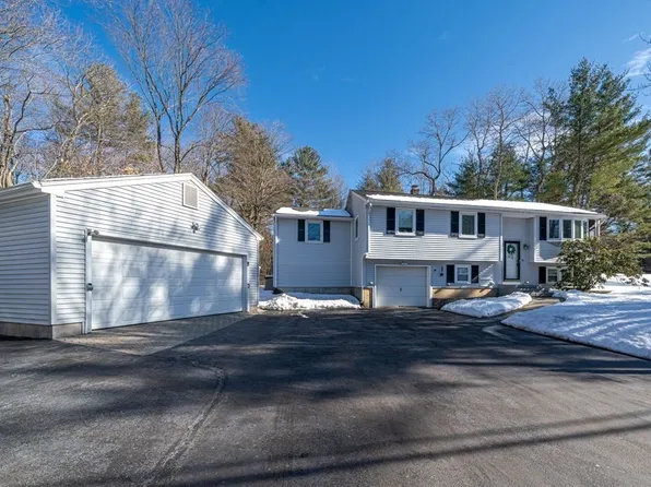 38 Boxford Rd, Rowley, MA 01969