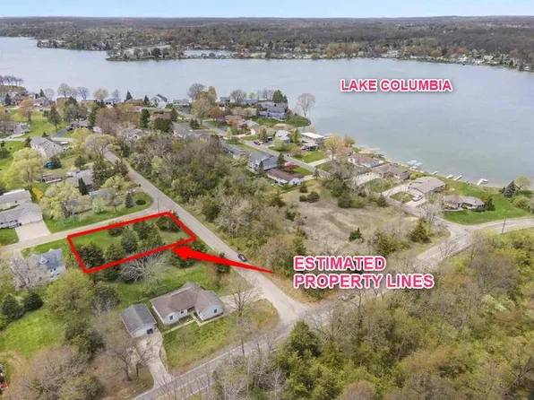 101 Carlysle Dr, Brooklyn, MI 49230