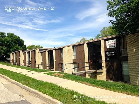 4th image of 225 Mountain Ave APT 2