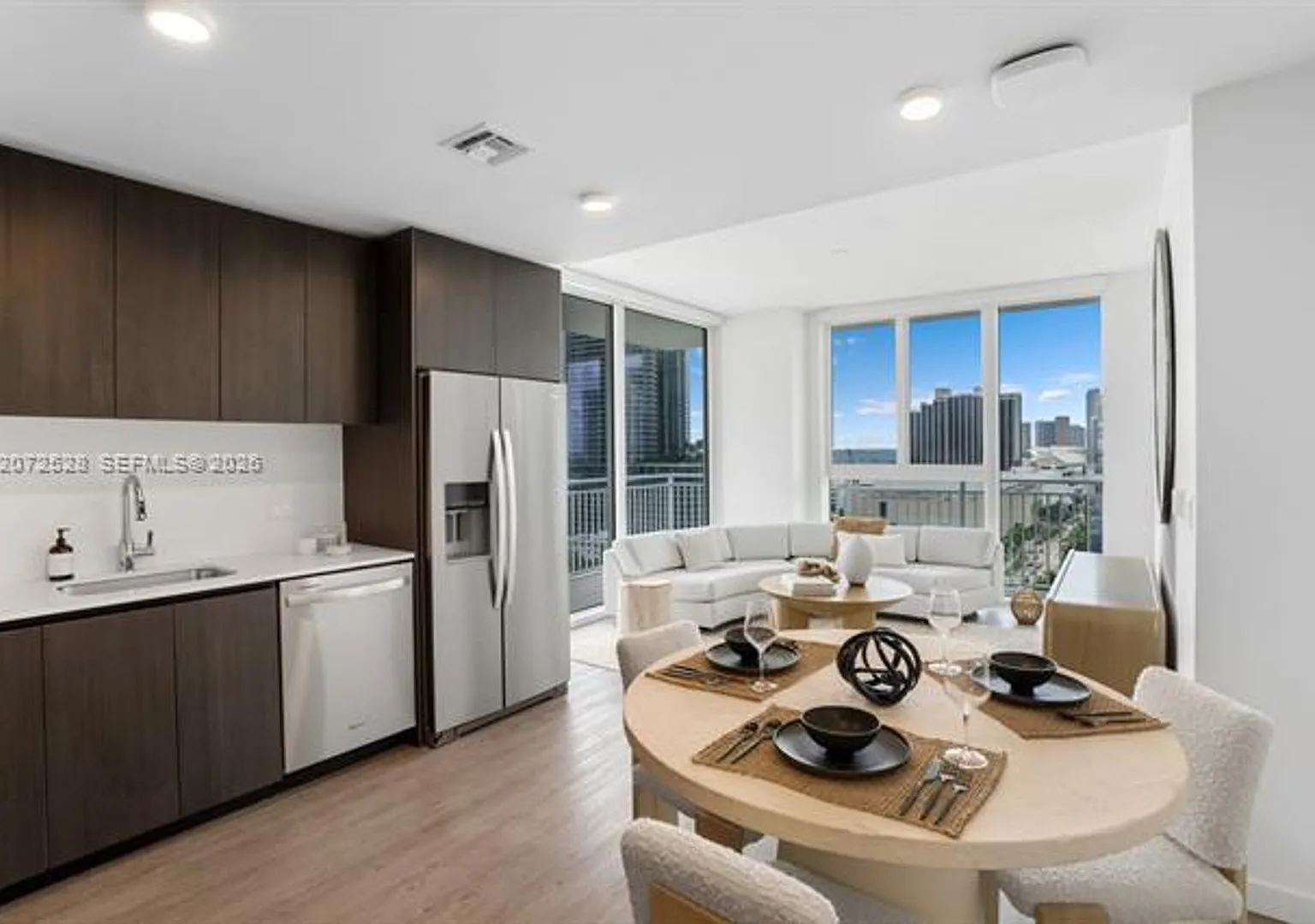2000 Biscayne Blvd cu-2615, Miami, FL 33137 — Photo 4