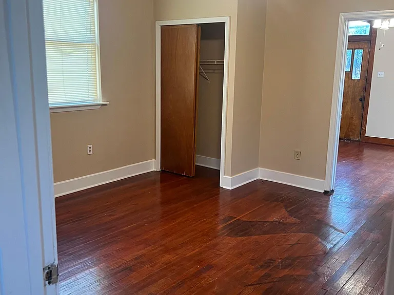 532 Monroe St — Photo 11