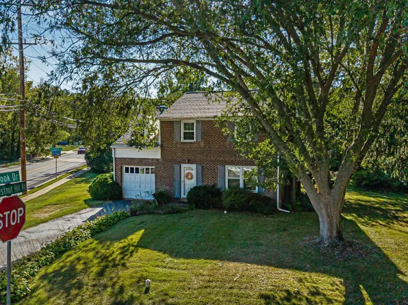 724 Brook Dr, Newark, DE 19713