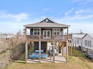 5035 Utah St, Bay Saint Louis, MS 39520
