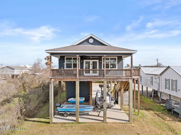 5035 Utah St, Bay Saint Louis, MS 39520