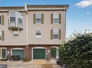 1 W McCaulley Ct, Wilmington, DE 19801