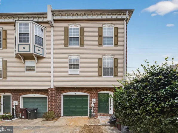 1 W McCaulley Ct, Wilmington, DE 19801