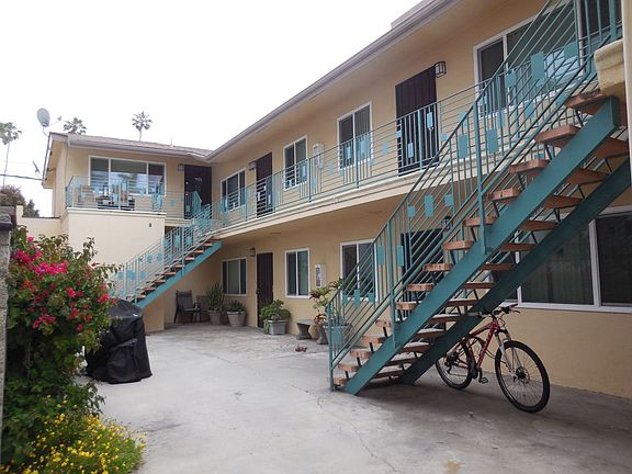 3rd image of 220 Belmont Ave APT 1