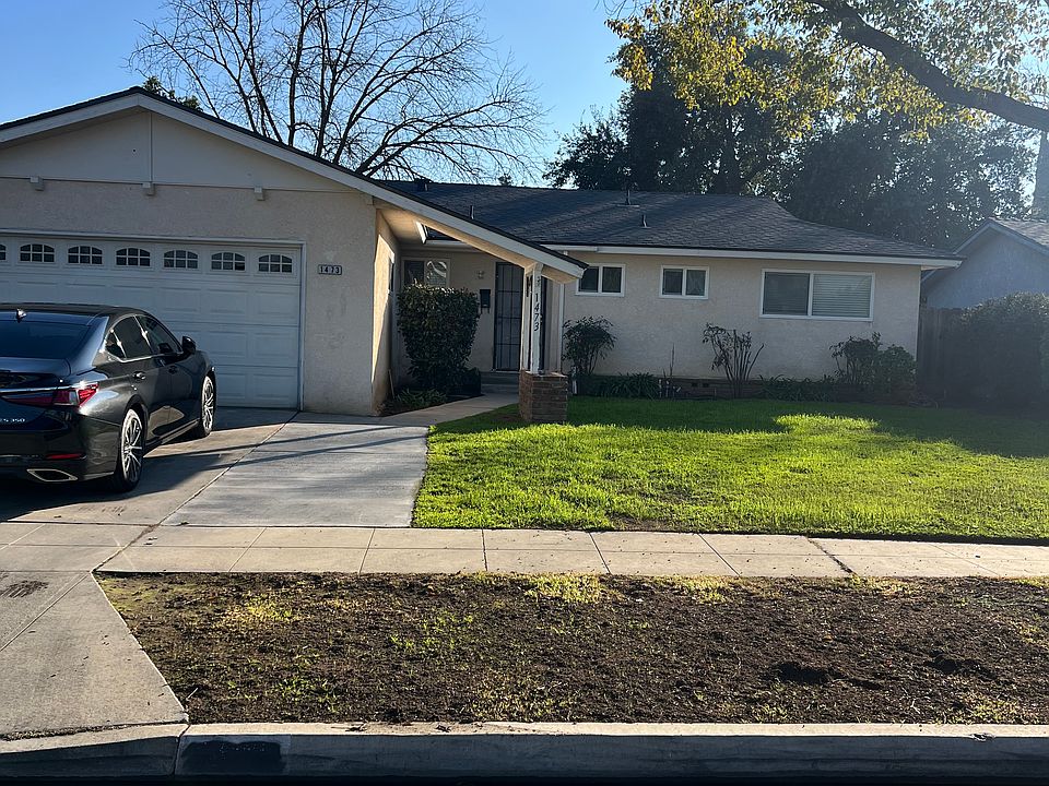 2nd image of 1473 E Palo Alto Ave