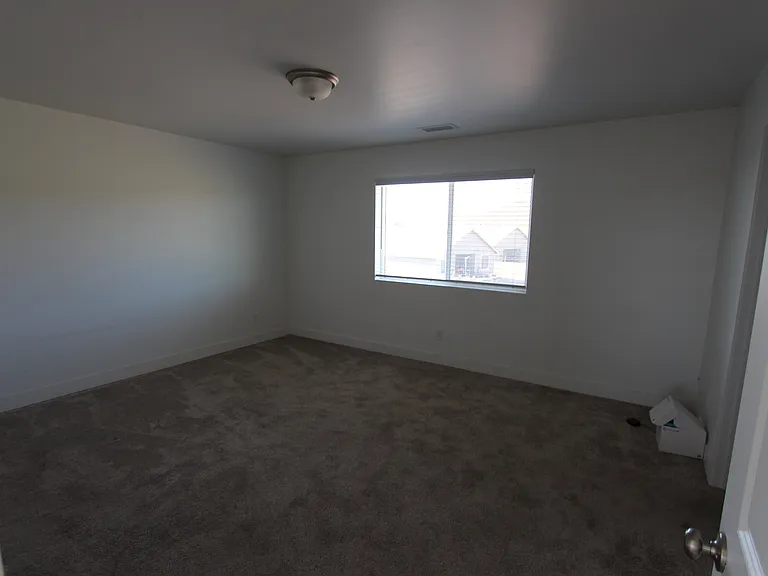11880 Pegasus Rd — Photo 11