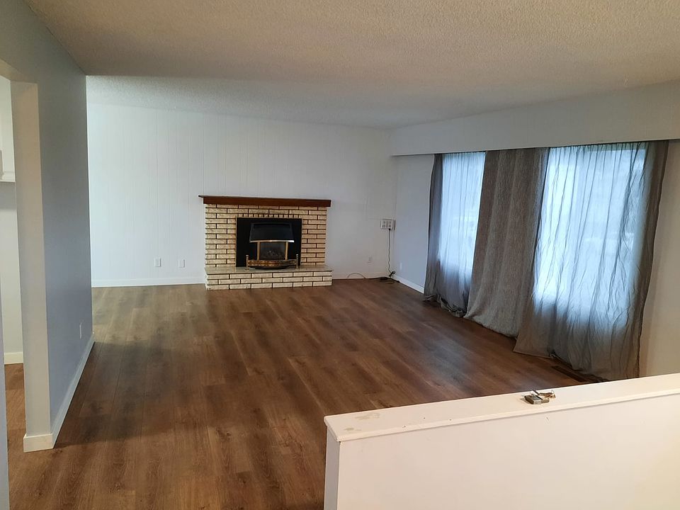 1st image of 6080 Arlington Dr