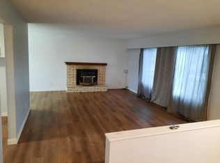 6080 Arlington Dr, Chilliwack, BC V2R 2J5