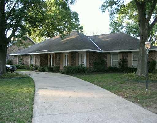 1st image of 8913 Belle Grove Pl