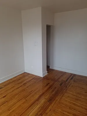 Rented by Silver Rock Realty LTD | media 5