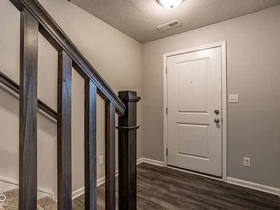 5th image of 2949 Bolton Square Blvd