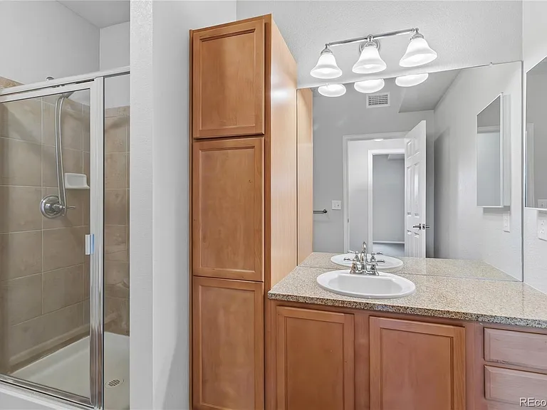 17525 Wilde Ave #208 — Photo 16