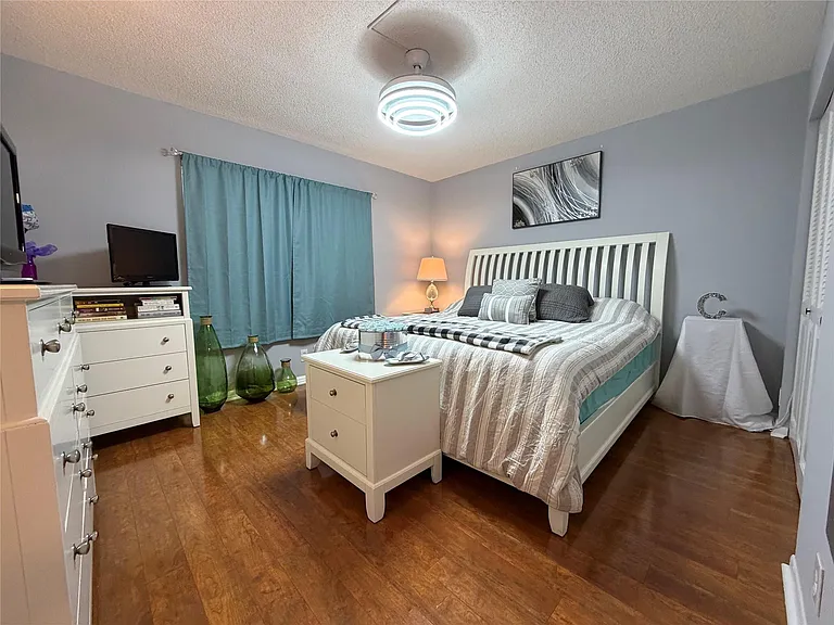 2304 Lucaya Ln #L4 — Photo 27