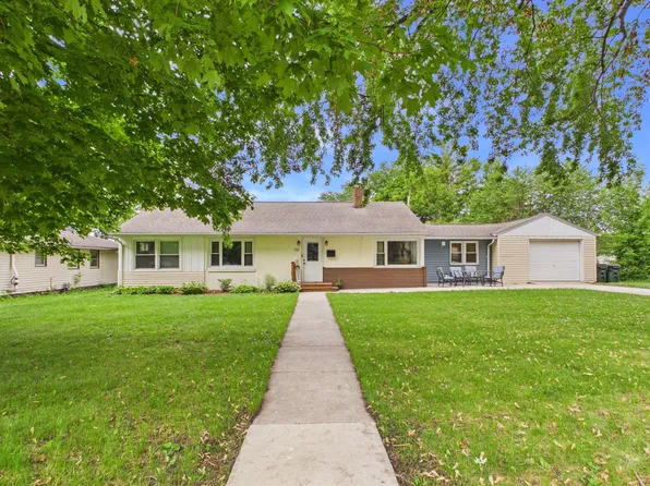 512 2nd St SE, Glenwood, MN 56334