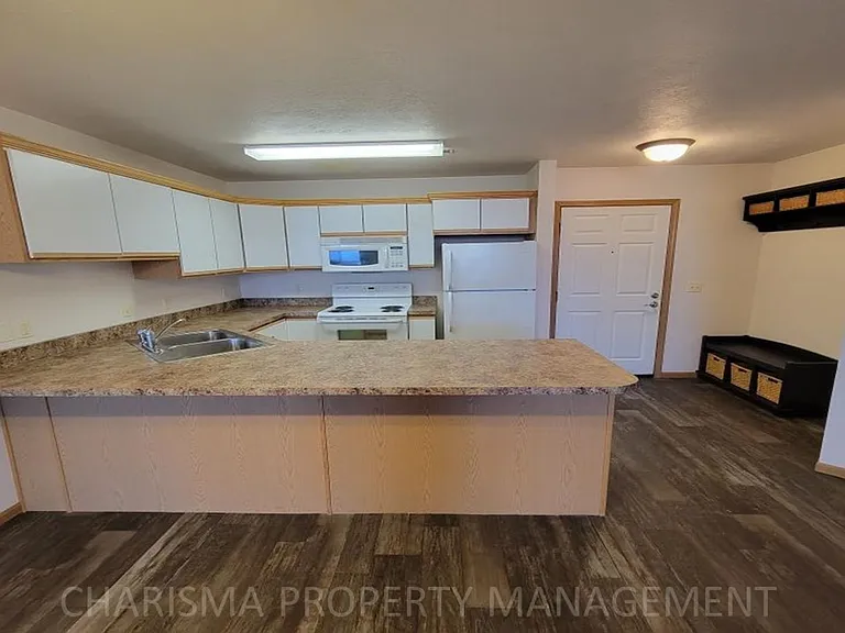 906 N Western Ave #911 — Photo 6