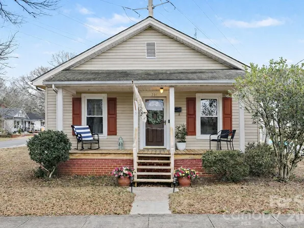 214 E 11th St, Kannapolis, NC 28083