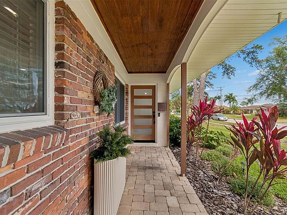 5th image of 10916 CARROLLWOOD DRIVE