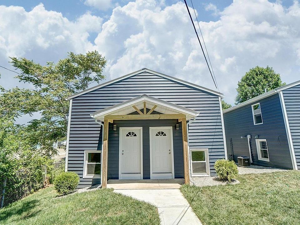 1st image of 120 Highland Ave #1