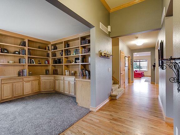 Front entryway