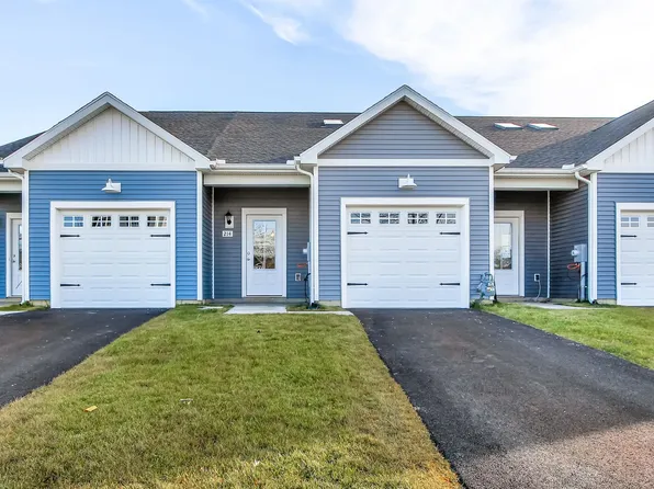 216 S Center St, Hanover, PA 17331