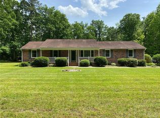 8221 Graves Rd, South Chesterfield, VA 23803