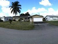 1st image of 1100 E Hawthorne Cir
