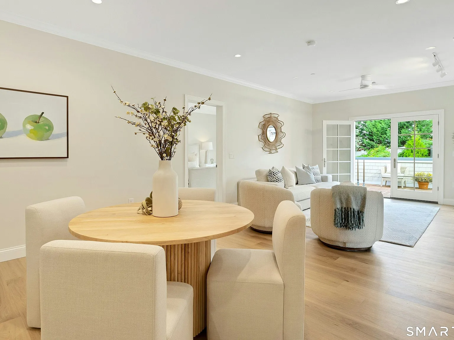 3 bed, 3.5 bath, 1974 sqft, $15,000 — Photo 4