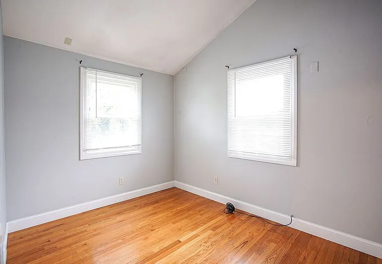 39 Greenwood St — Photo 12