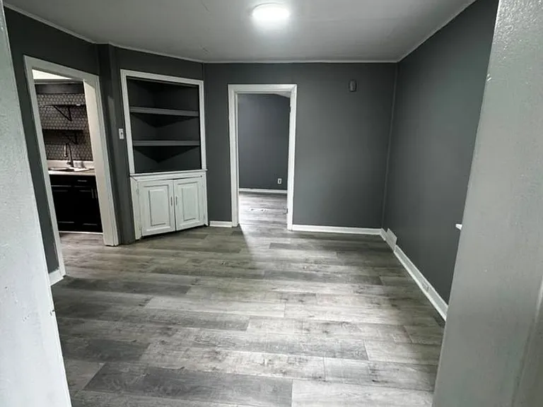 1717 Martha St — Photo 13
