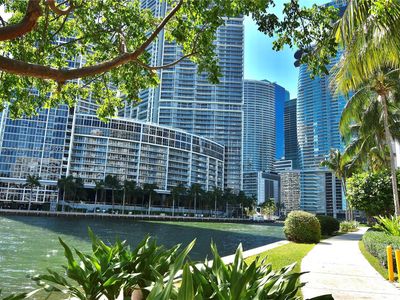 801 Brickell Key Blvd APT 1803, Miami, FL, 33131