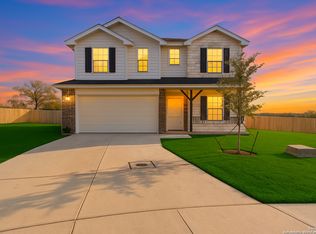 8823 Catnip Pass, Elmendorf, TX 78112