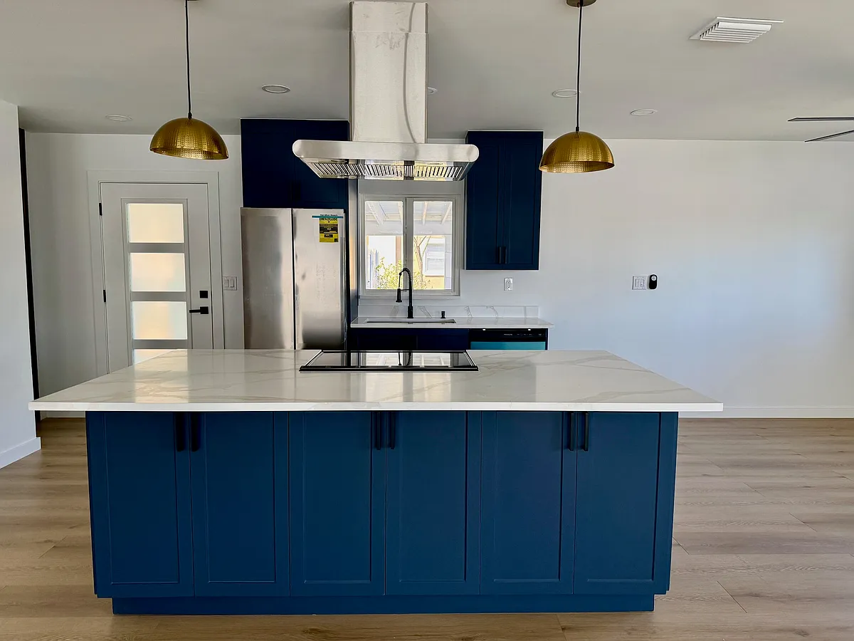 Building Photo - 3930 E Eden Roc Cir